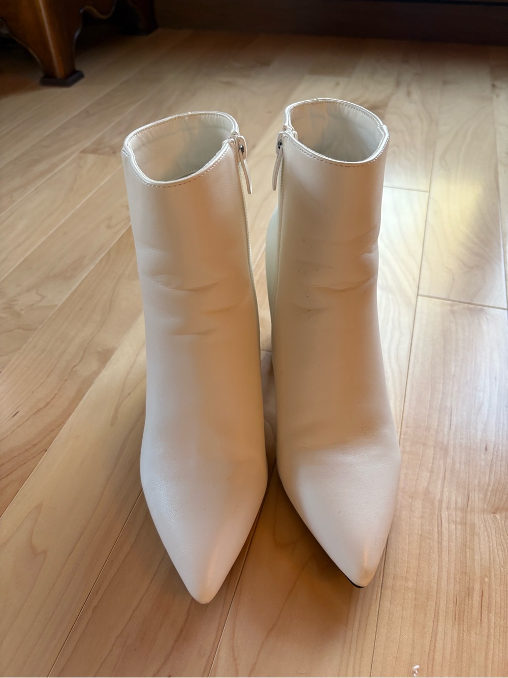 Dream Pairs White Pointed Toe Ankle Booties